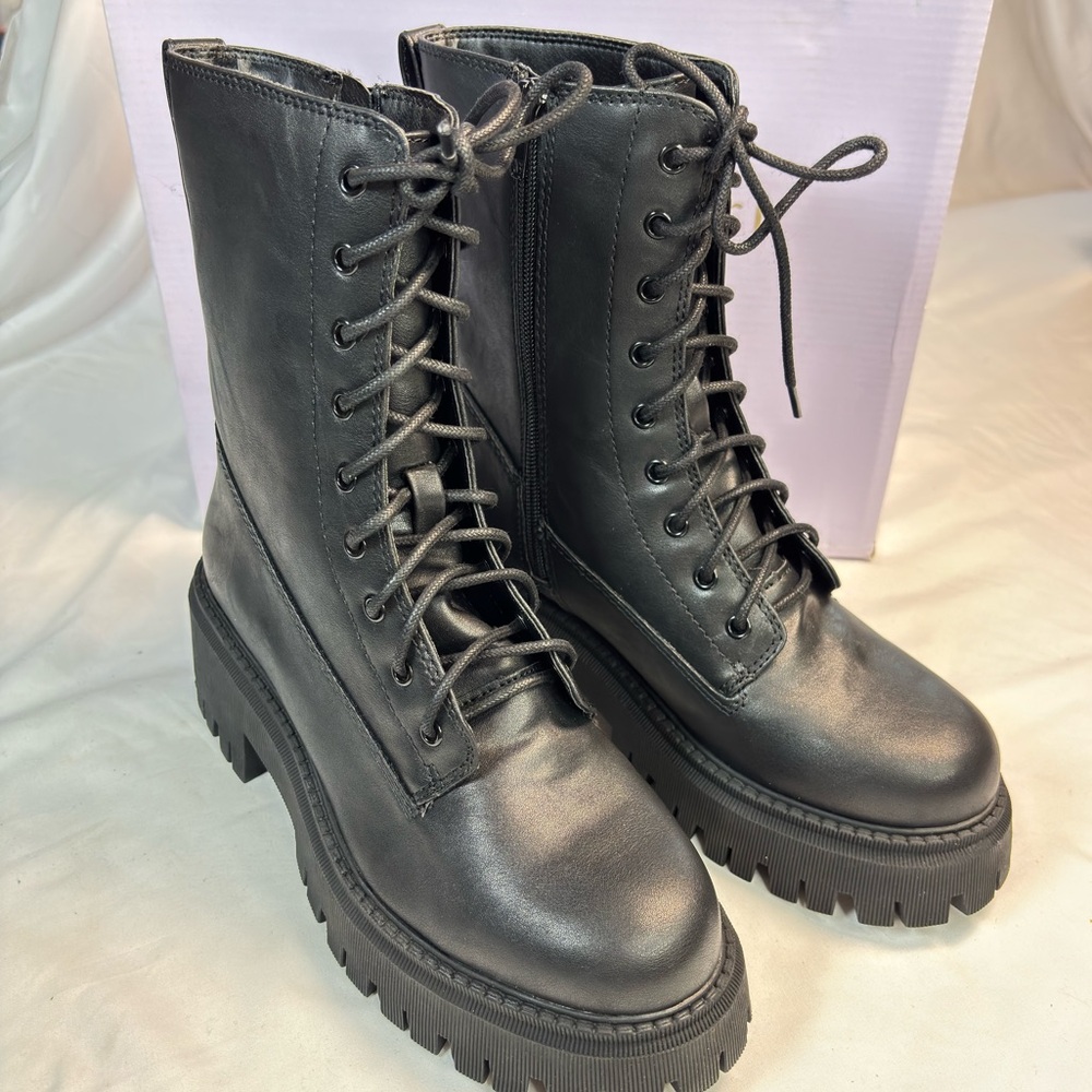 Madden Girl Black‎ Combat Platform Boots | Women’s 8M | Lace-Up Zip Style